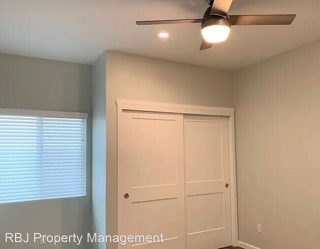 Foto del edificio - 2 br, 2 bath House - 821 10th Street #2