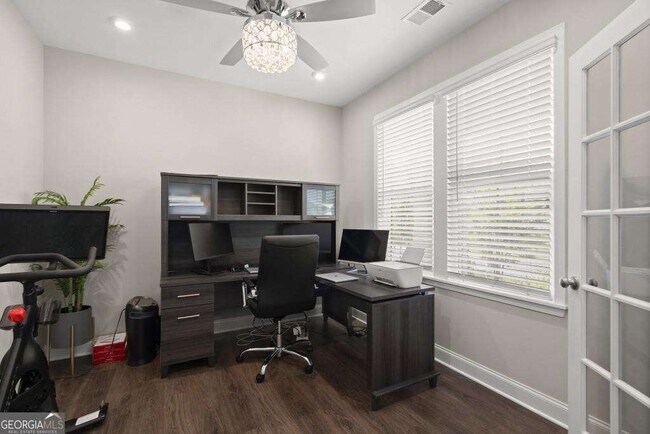 Foto del edificio - 8015 Scenic Ridge Wy