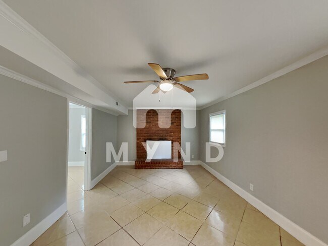 Building Photo - 5123 Glenbrier Dr