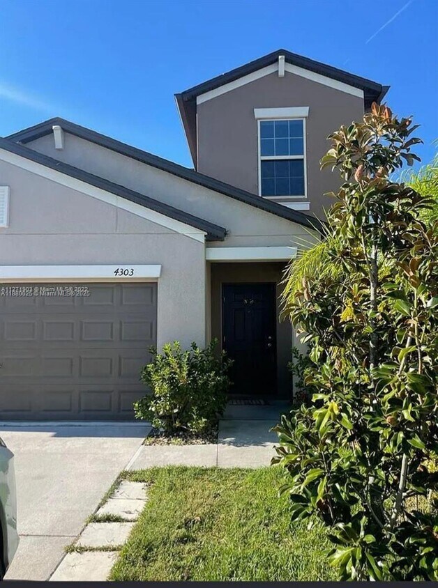 Foto principal - 4303 Globe Thistle Dr