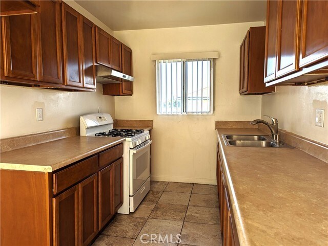 Building Photo - 5154 Canoga St