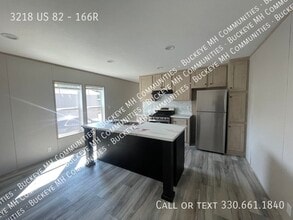 Building Photo - 3218 OH-82