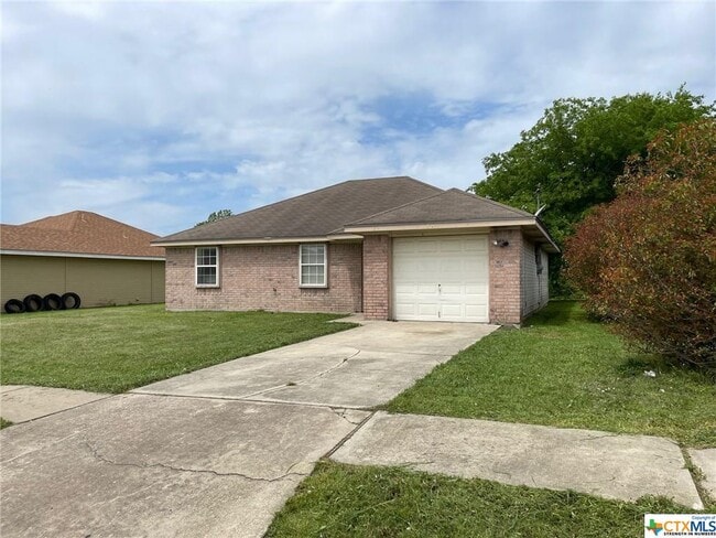 Building Photo - 2511 Caprice Dr