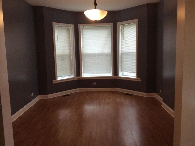 Building Photo - 7358 S Harvard Ave