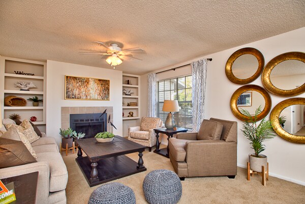 Building Photo - Tampa Woods