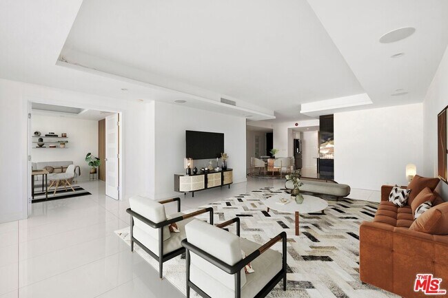 Foto del edificio - 1100 Alta Loma Rd