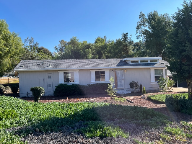 Building Photo - 33135 Vino Way