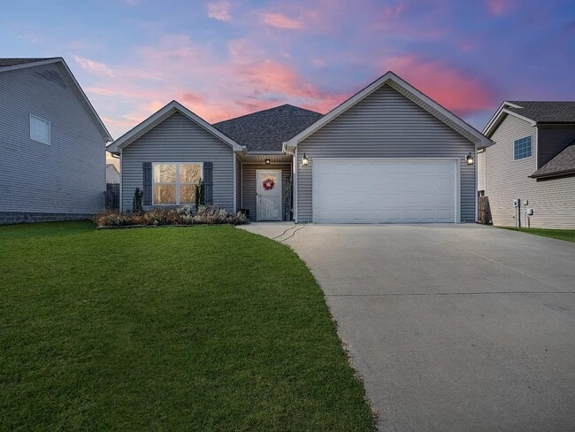 Building Photo - 1379 Freedom Dr