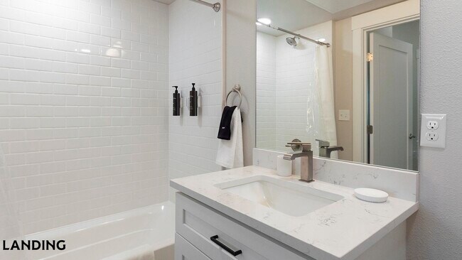 Building Photo - 2720 S Federal Blvd