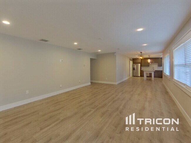 Foto del edificio - 3900 52nd St N