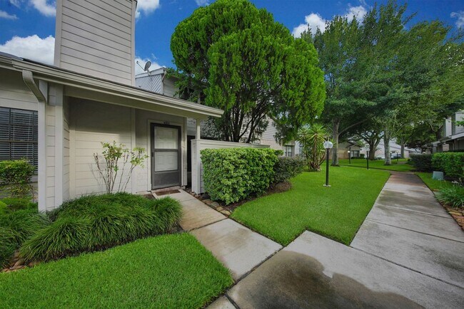 Foto del edificio - 3149 Windchase Blvd