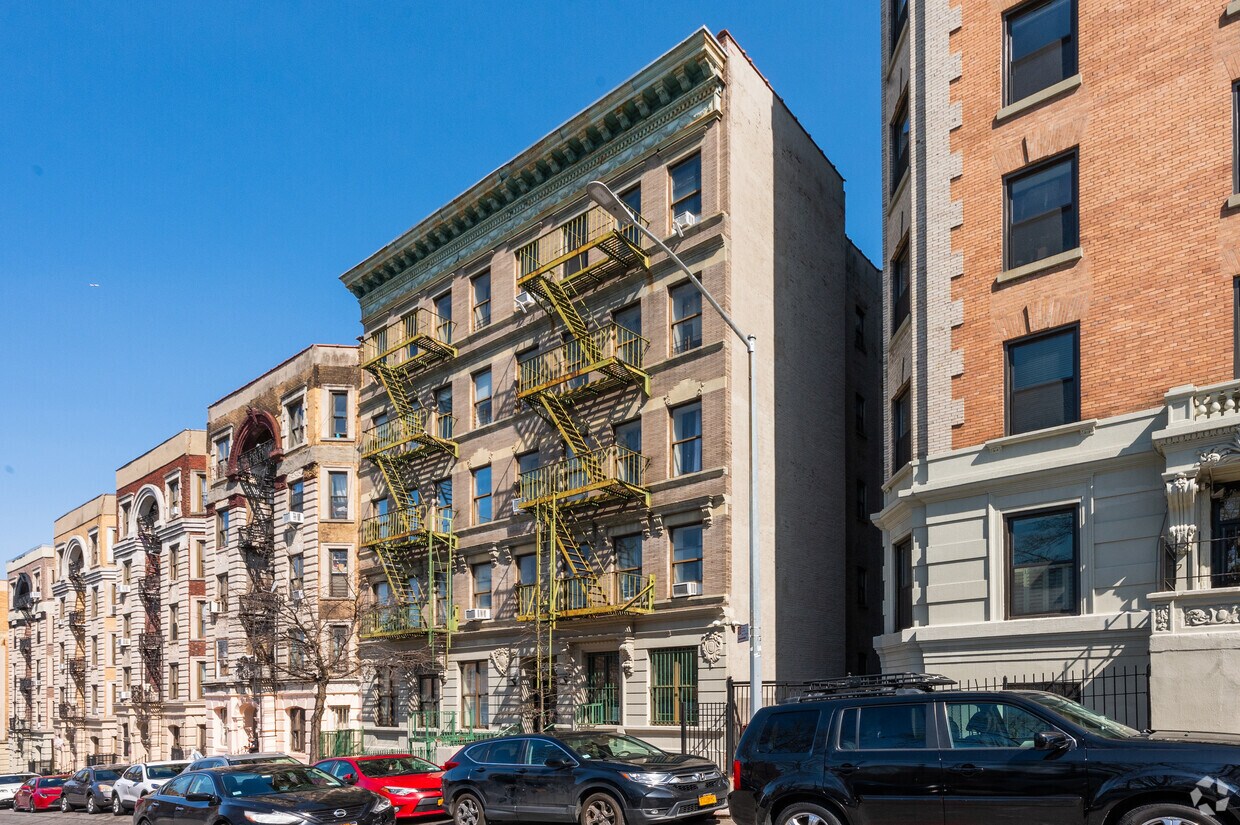 Fotografía del edificio - 505 W 138th St