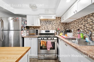 Building Photo - 1509 Gilles St