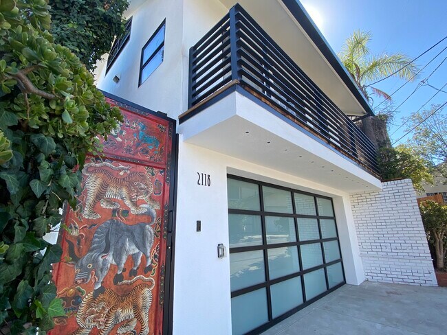 Foto del edificio - 2118 Kew Dr