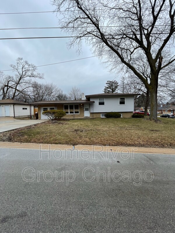 17122 Whitman Ave, Hazel Crest, IL 60429 House Rental in Hazel Crest