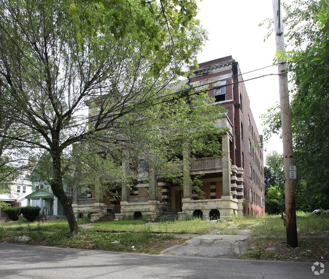Bolton Manor Apts Apartments Cleveland, OH
