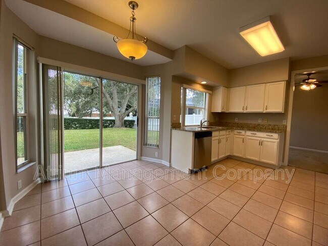 Foto del edificio - 304 Grand Valley Dr