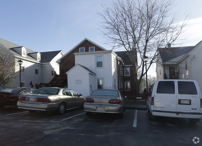 Building Photo - Wardwell Apartments