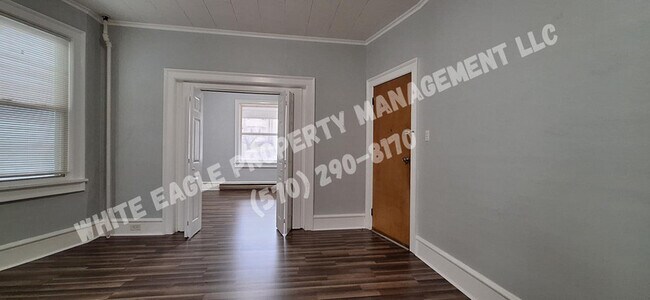 Foto del edificio - 836 N Main Ave