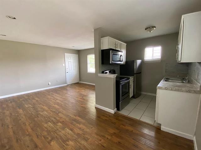 Foto del edificio - 4950 Live Oak St