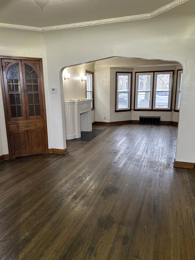 Large Living Room & Dining Room w/ Built-in Cabinets - 3240 N 48th St