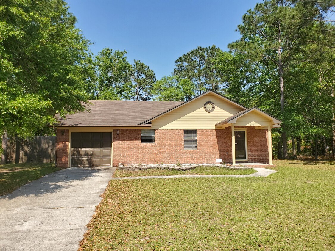 179 Kevin Rd, Hinesville, GA 31313 House for Rent in Hinesville, GA