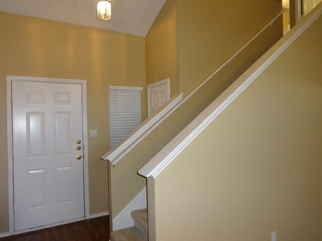 Building Photo - 1507 Dillion Lake Bend