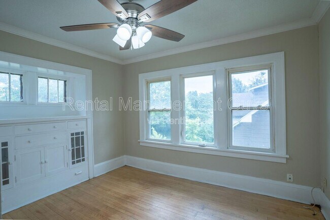 Foto del edificio - 4126 N Girard Ave