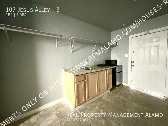 Foto del edificio - 107 Jesus Alley