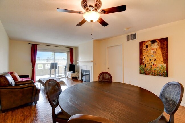 Building Photo - Serene Summerlin Condo Must See