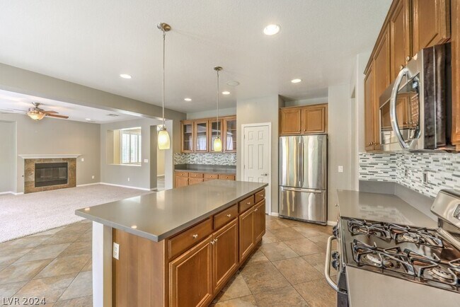 Building Photo - 9428 Teton Ridge Ave