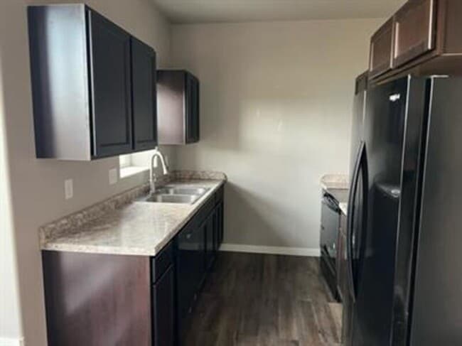 Building Photo - 657 Pebble Mountain Dr