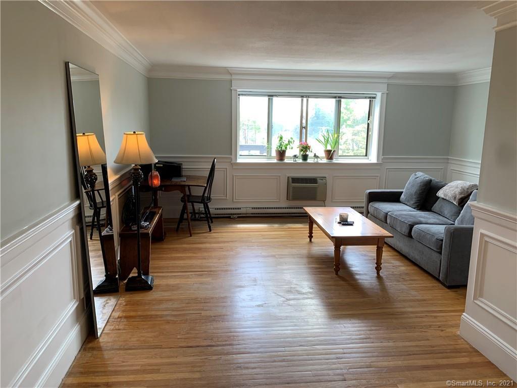 Primary Photo - 1700 Broadbridge Ave