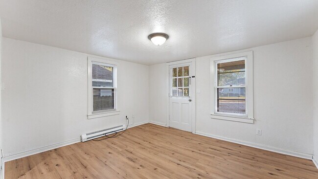 Foto del edificio - "Cozy 1-Bed Oasis in Springdale: Perfect Blend of Comfort & Convenience!"