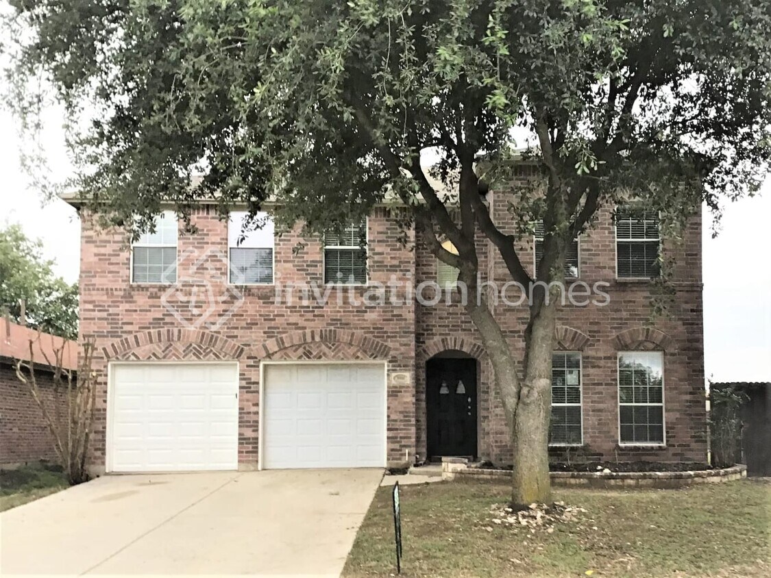 Primary Photo - 3900 Oakhurst Ln