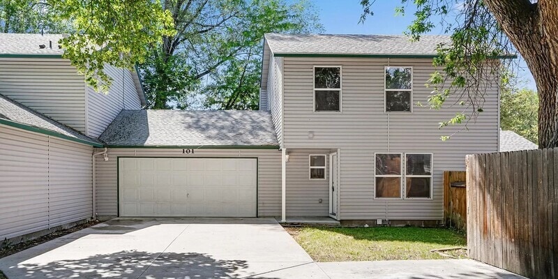 Primary Photo - Latah Street Townhomes