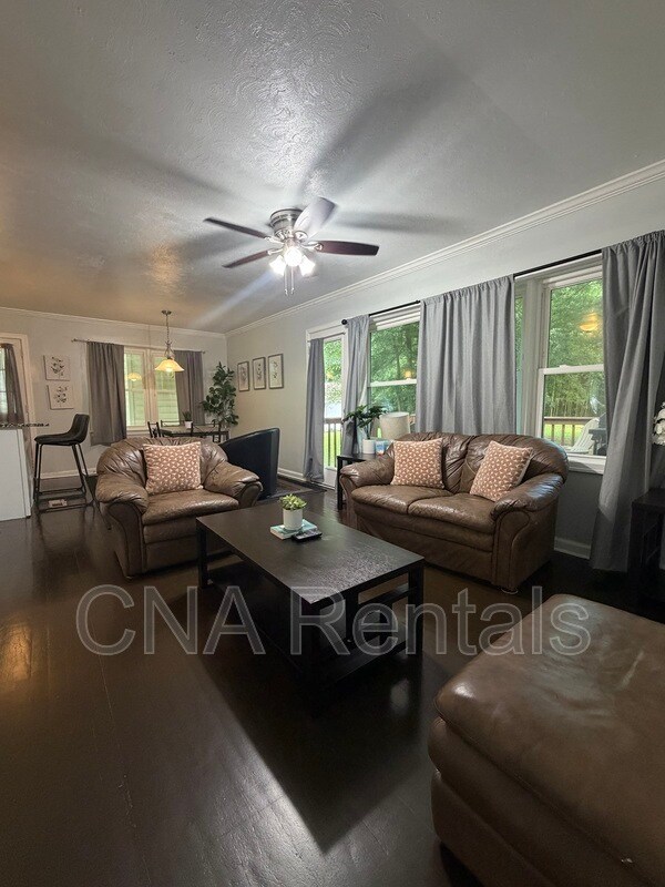 Foto del edificio - 2040 Panstone Ct SW