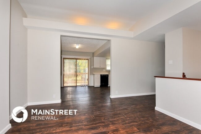 Building Photo - 2703 Arrow Heights Dr