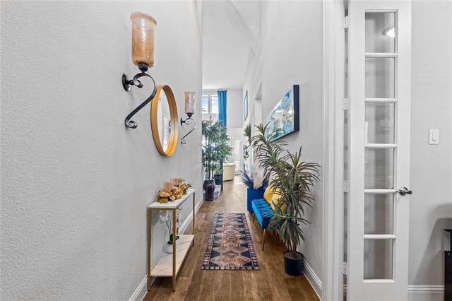 Building Photo - 6017 Mango Dr