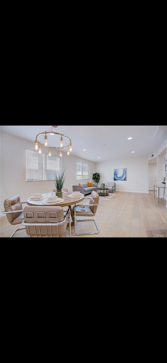 Dining area - 11912 Laurelwood Dr