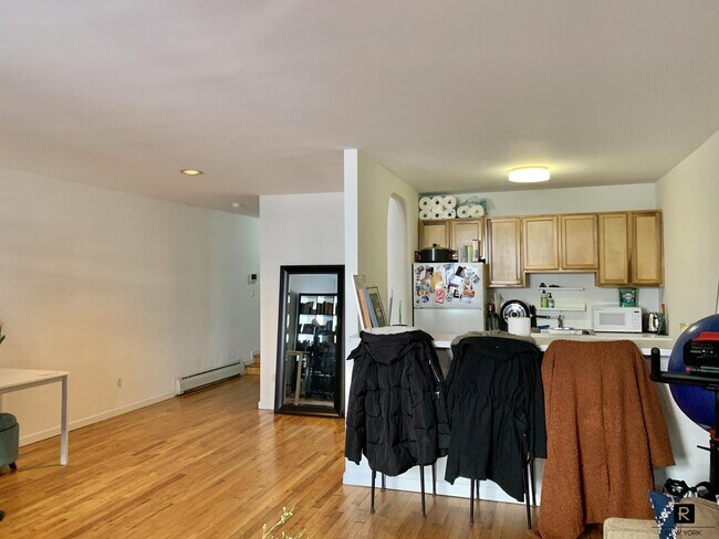 Building Photo - 725 Fulton Street
