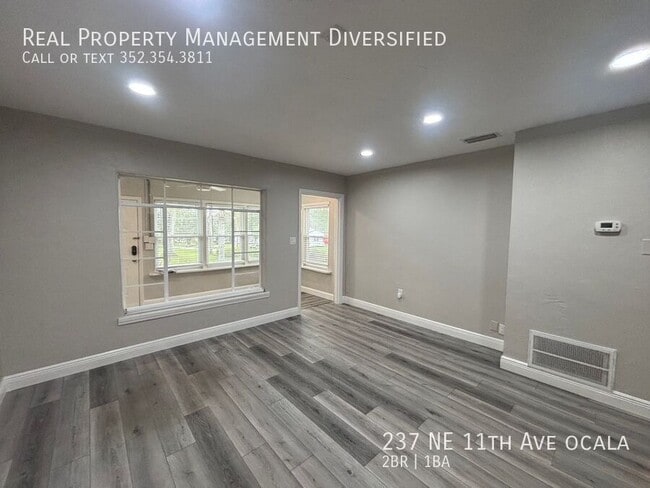 Foto del edificio - 237 NE 11th Ave