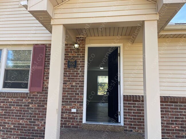 Building Photo - 4824 Catskill Dr