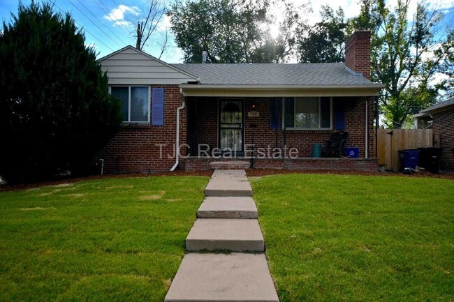 Central Park Home For Rent! - Central Park Home For Rent!