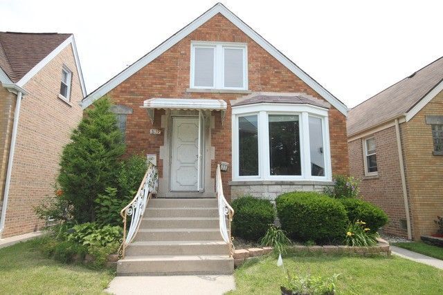 Primary Photo - 3319 N Neva Ave