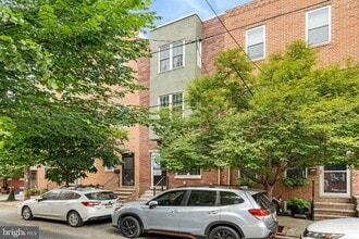 Building Photo - 1811 Titan St