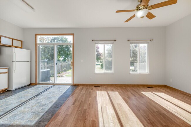 Foto del edificio - 21419 Frost Ct