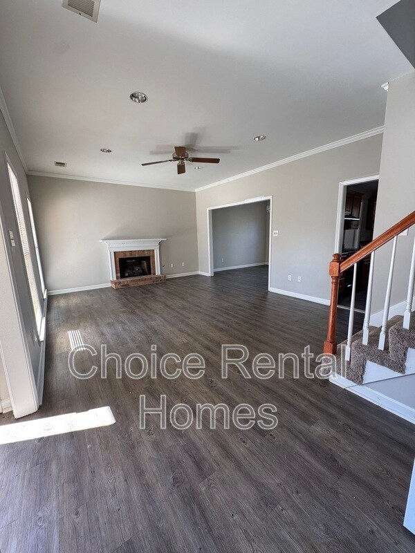 Foto del edificio - 1945 Stone Brook Ln