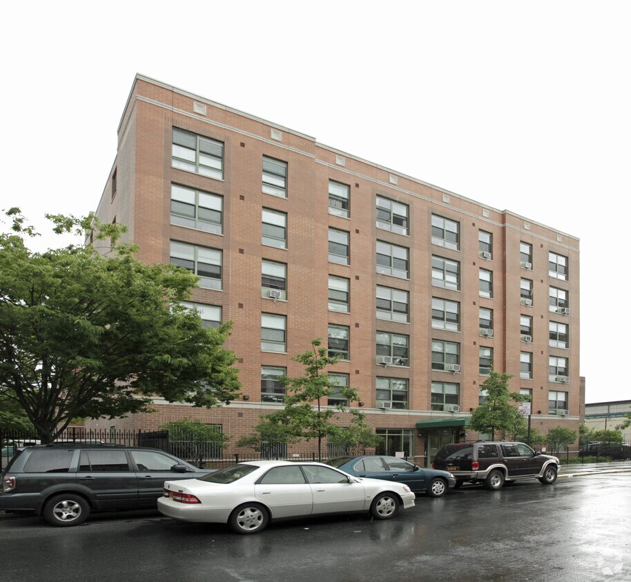 Building Photo - 22 Moffat St