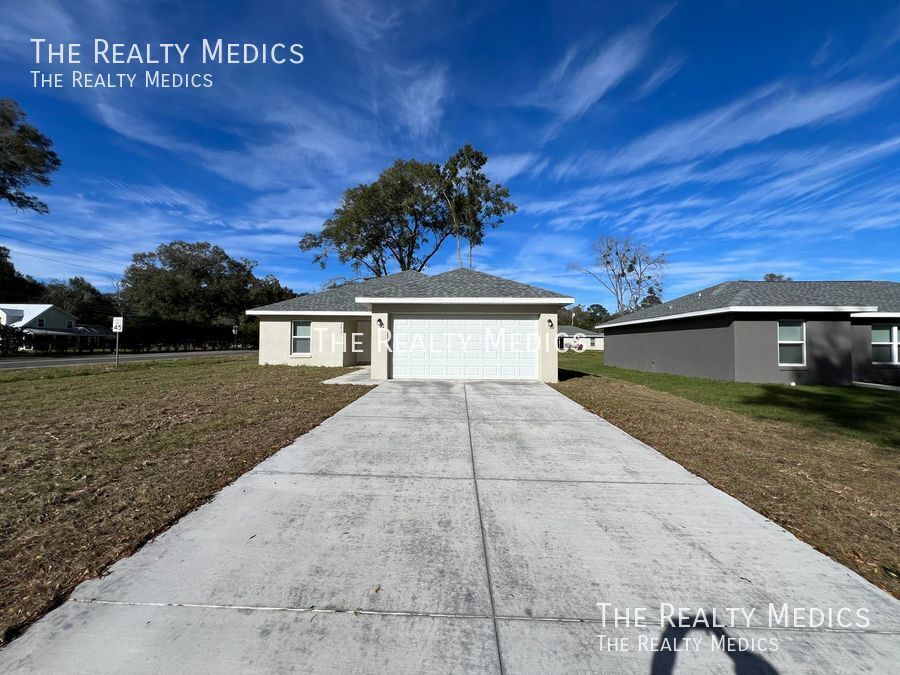 Foto principal - GREAT 3 BD/2BA Home in Belleview!!